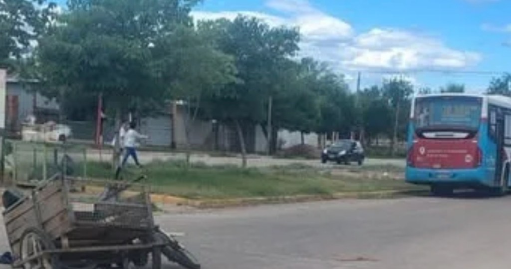 Tragedia vial en La Rioja: murió el motociclista que fue atropellado por un colectivo de&nbsp;línea