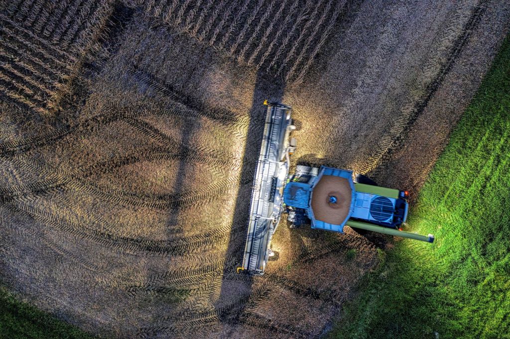 Un nuevo sistema conecta productores rurales en crisis por clima